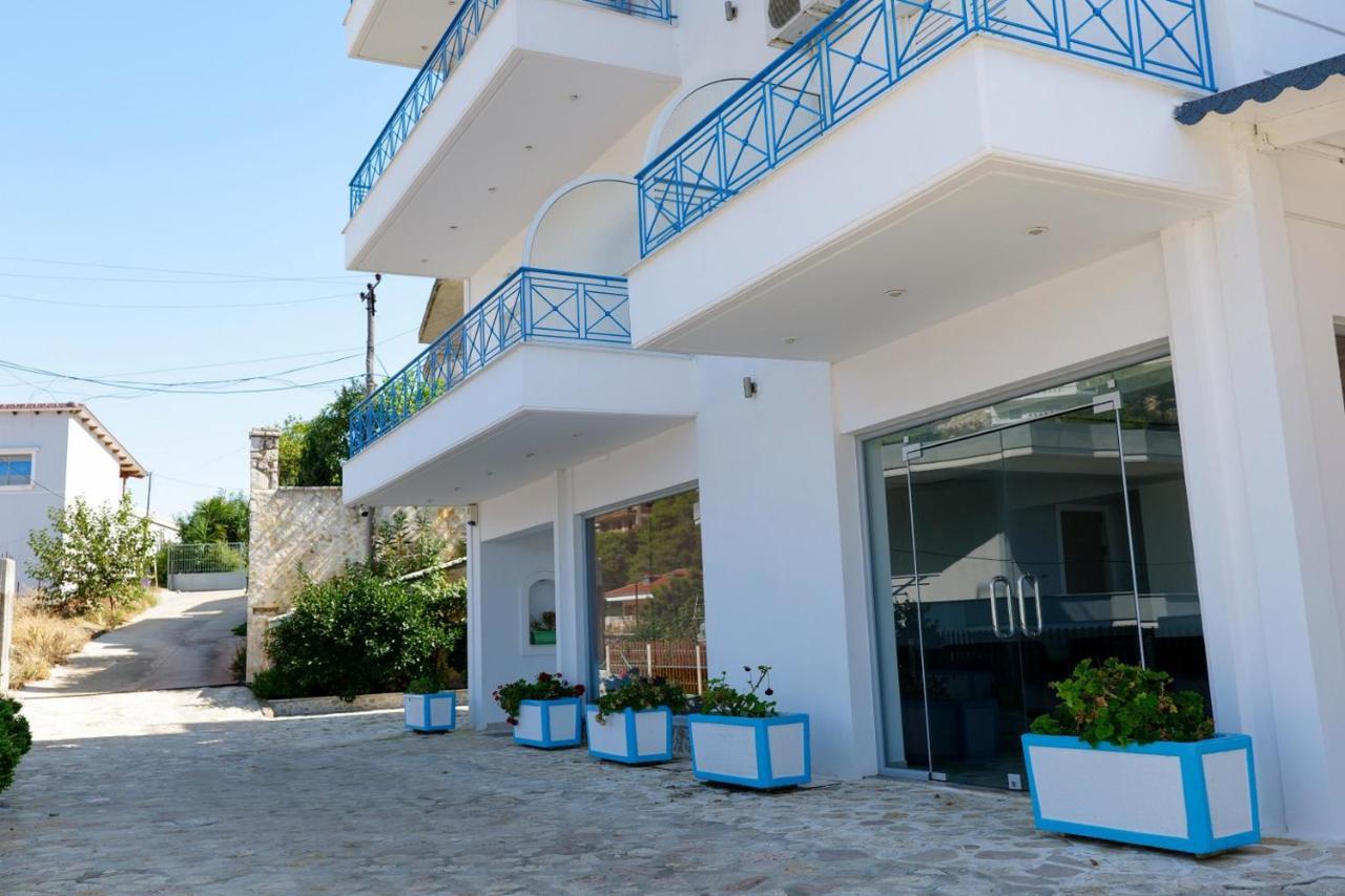 Miracle Apartments Saranda Екстер'єр фото