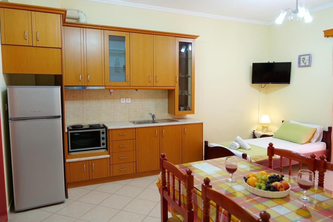 Miracle Apartments Saranda Екстер'єр фото