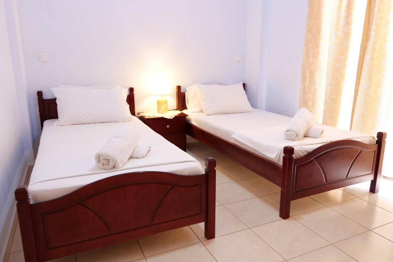 Miracle Apartments Saranda Екстер'єр фото
