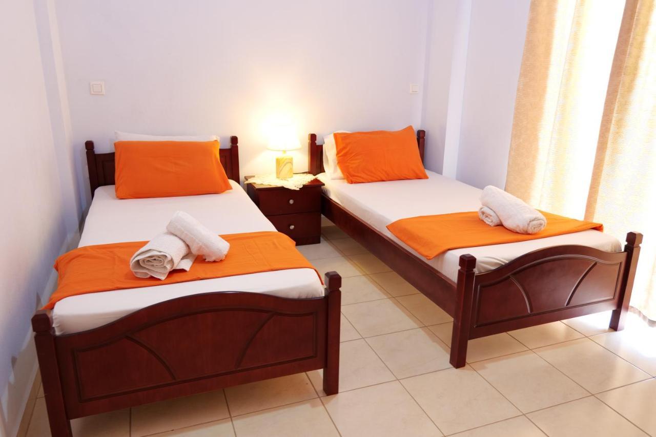 Miracle Apartments Saranda Екстер'єр фото