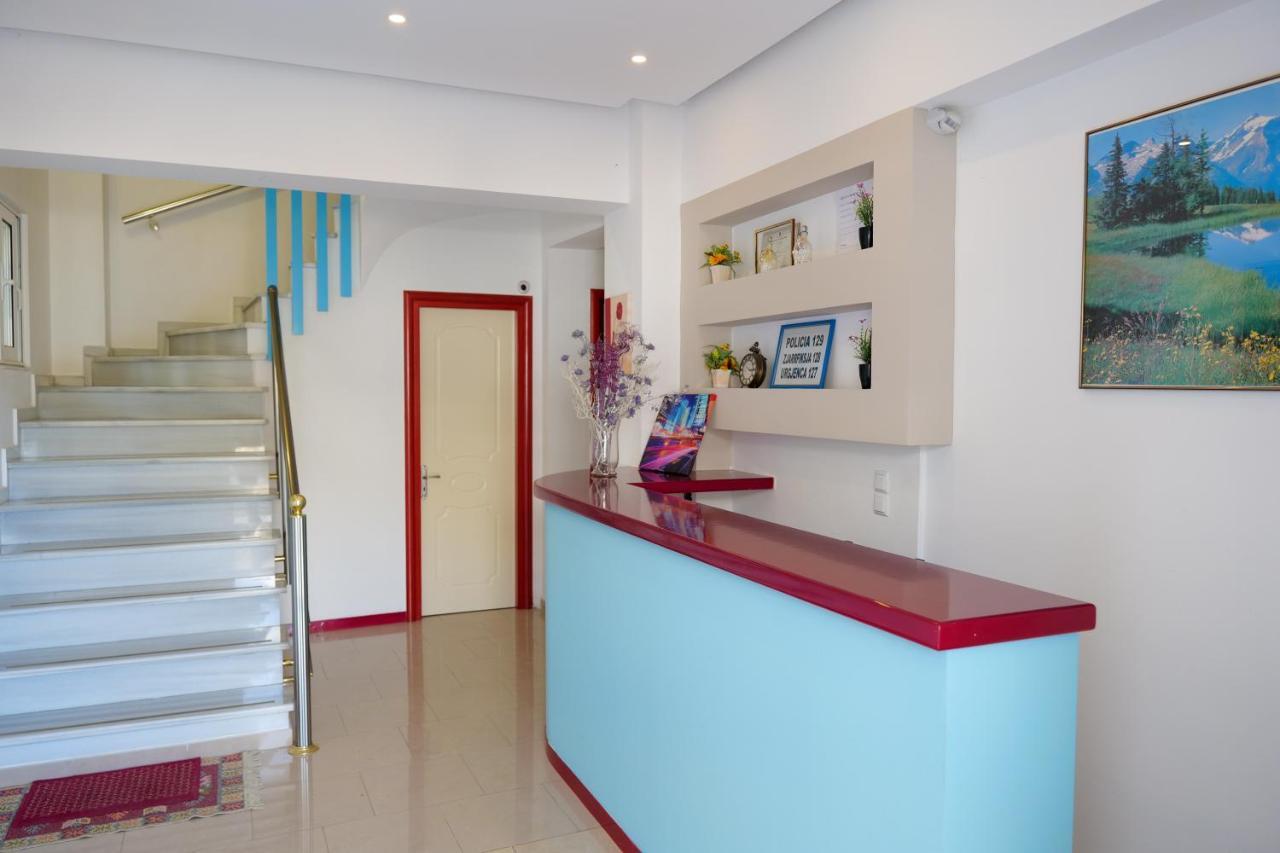Miracle Apartments Saranda Екстер'єр фото