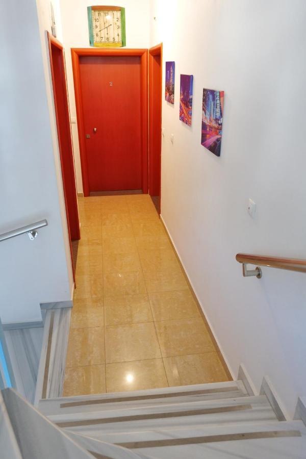 Miracle Apartments Saranda Екстер'єр фото