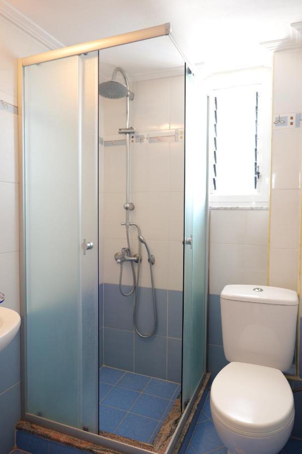 Miracle Apartments Saranda Екстер'єр фото