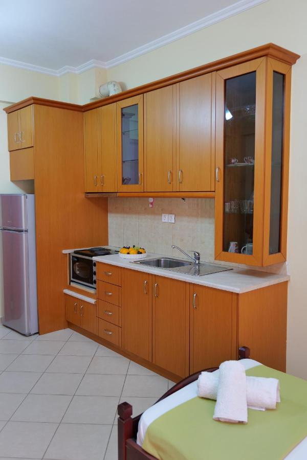 Miracle Apartments Saranda Екстер'єр фото